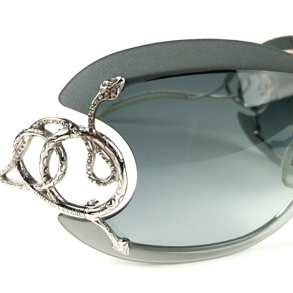 Roberto Cavalli Sunglasses - Picture 5 of 8